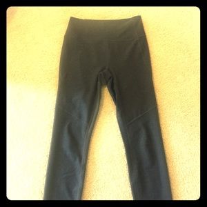 Outdoor Voices high rise warmup legging